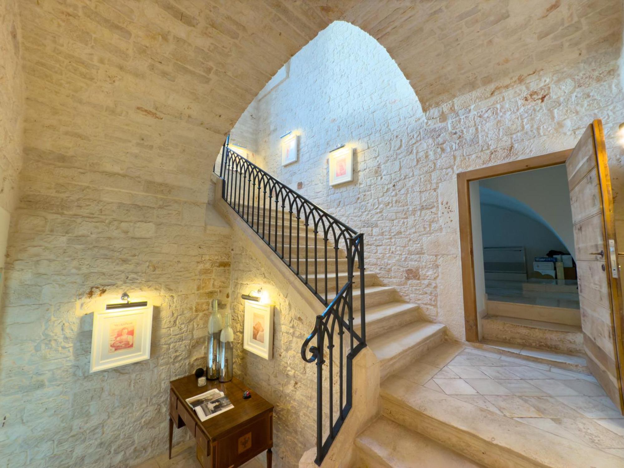 Relais Il Santissimo Hotel Turi Luaran gambar