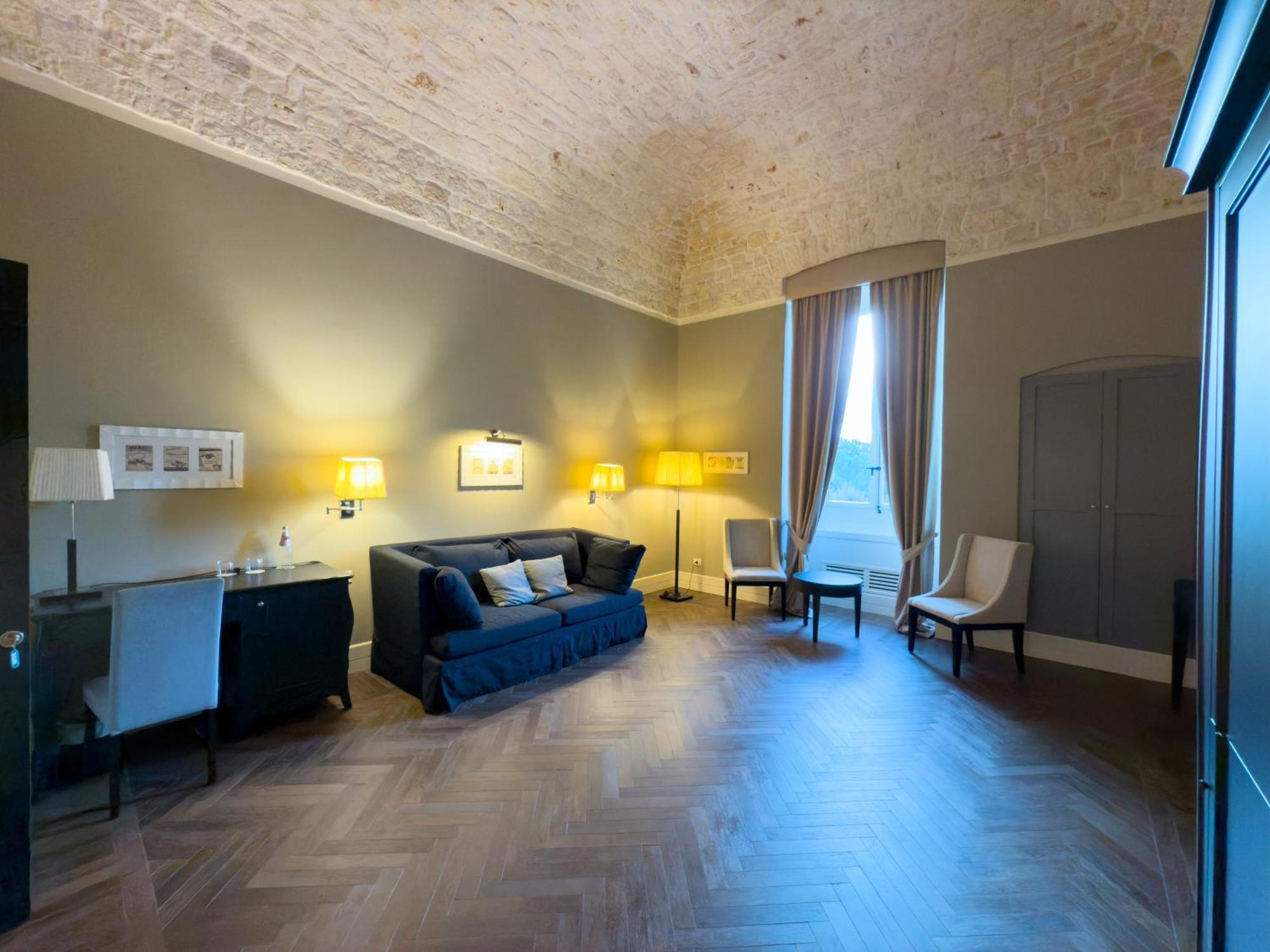 Relais Il Santissimo Hotel Turi Luaran gambar