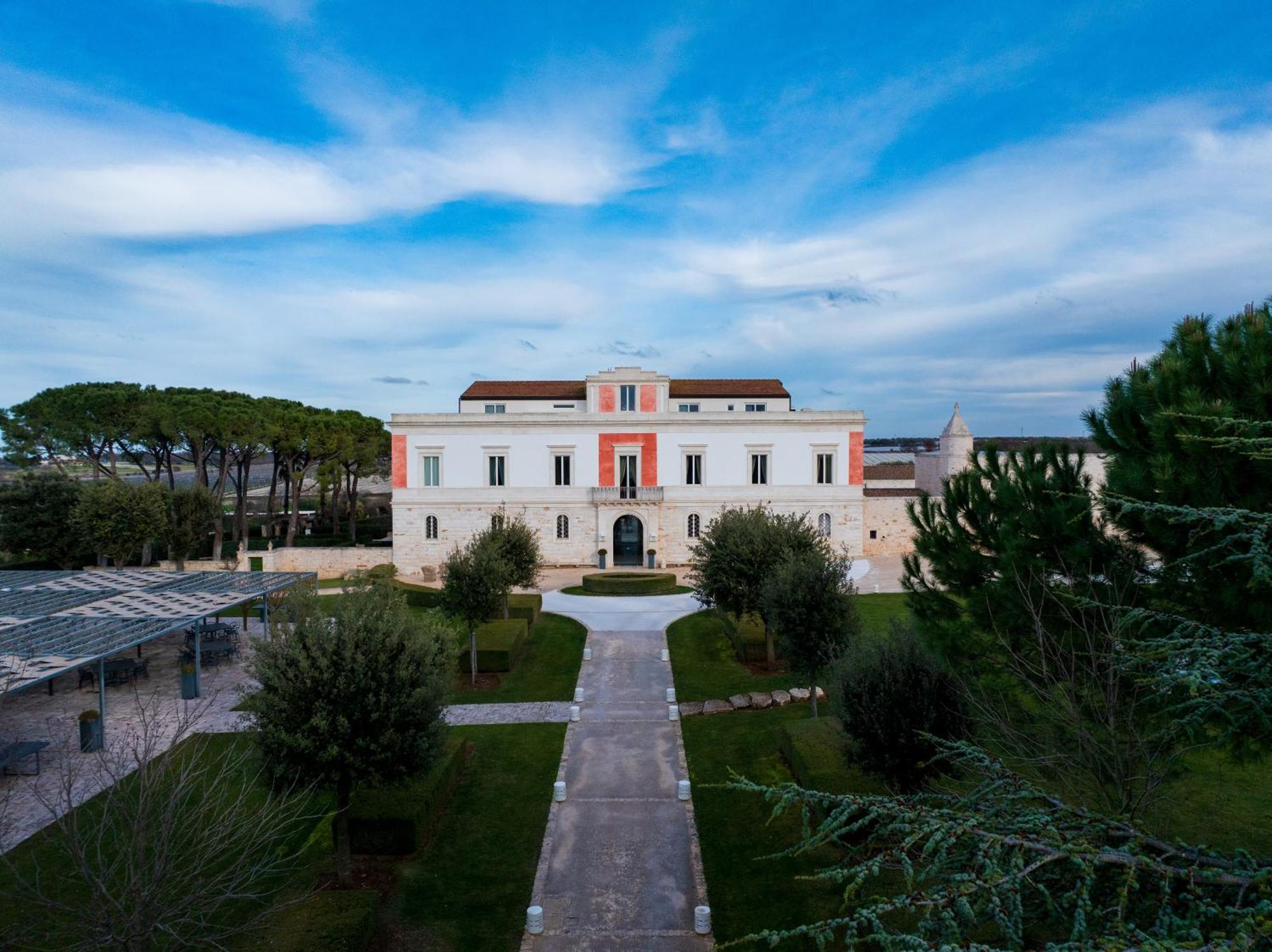 Relais Il Santissimo Hotel Turi Luaran gambar
