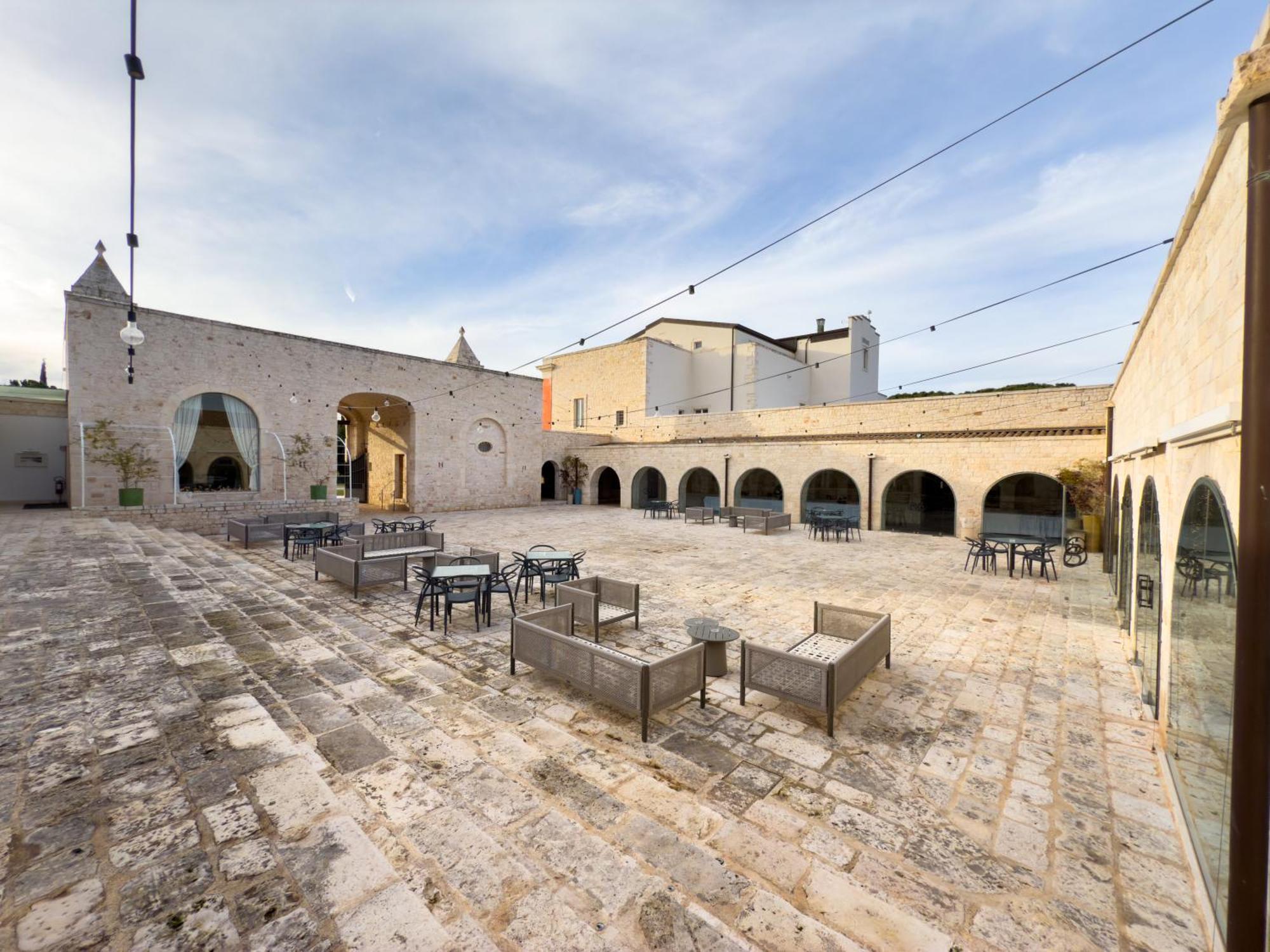 Relais Il Santissimo Hotel Turi Luaran gambar