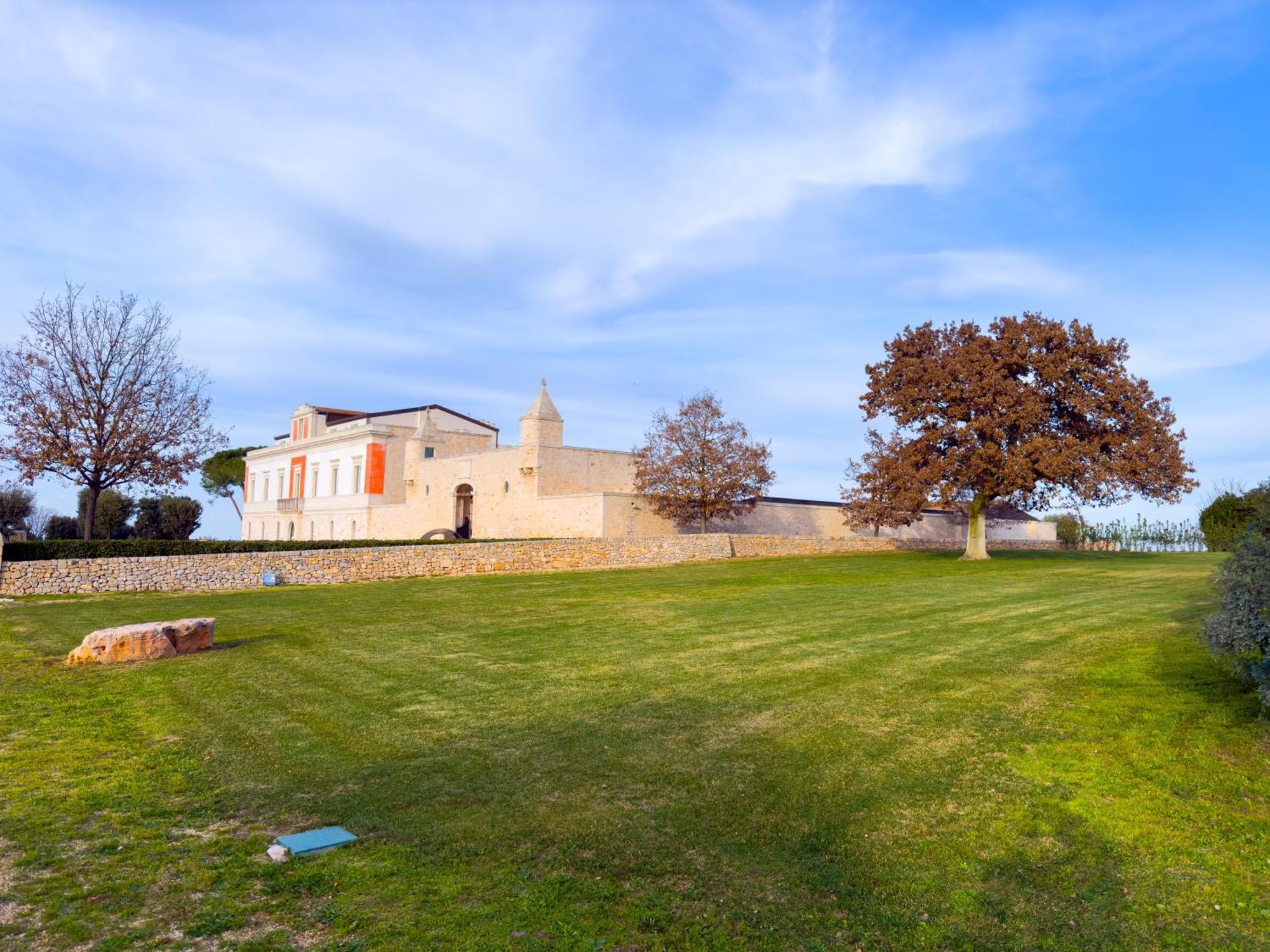 Relais Il Santissimo Hotel Turi Luaran gambar